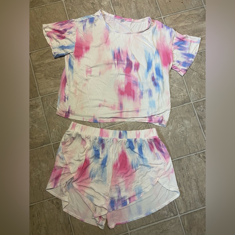 Old Navy Tie-Dye Lounge Set in Pink, Purple and Blue